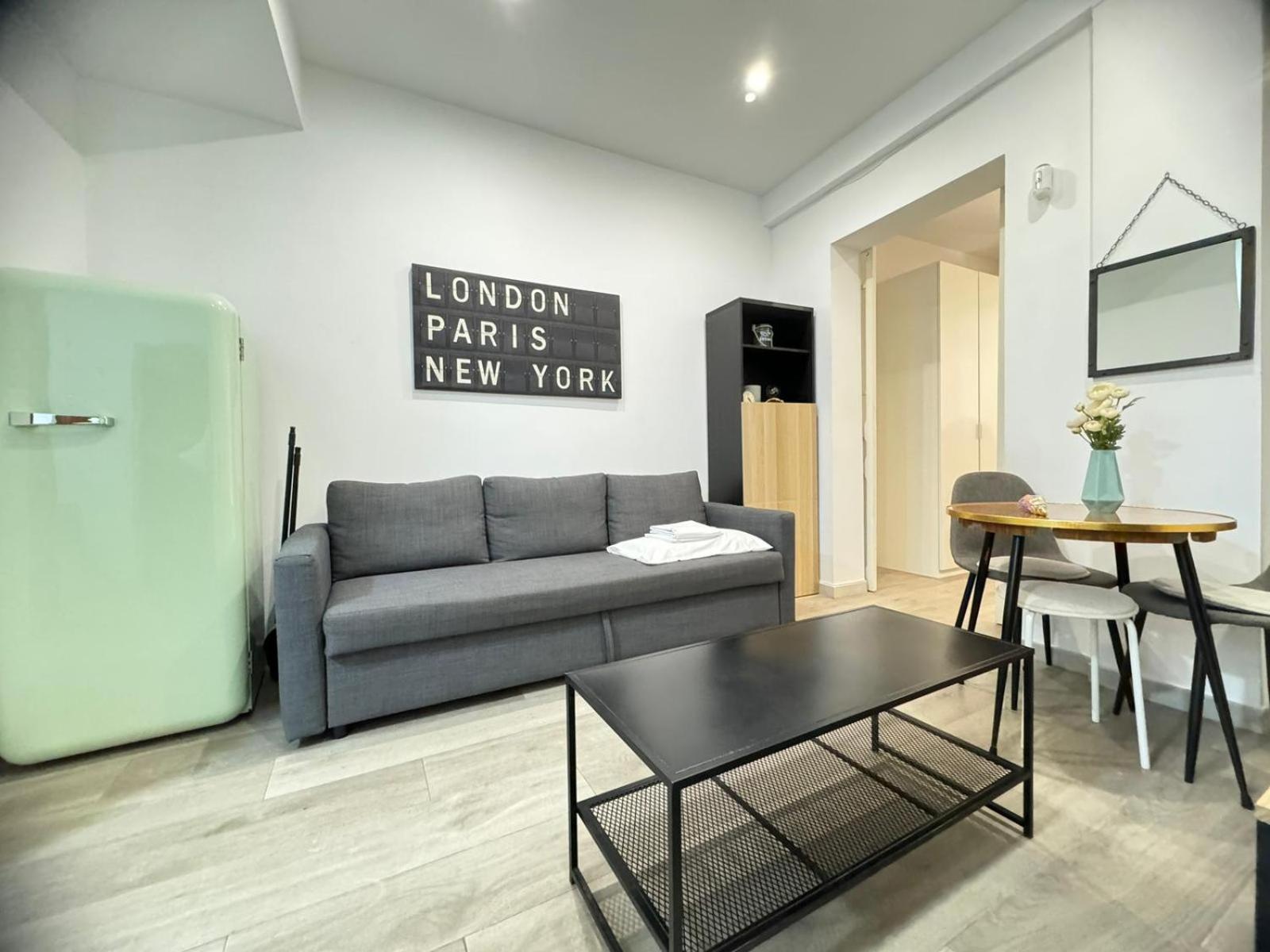 Dianthus House Lejlighed Madrid Eksteriør billede