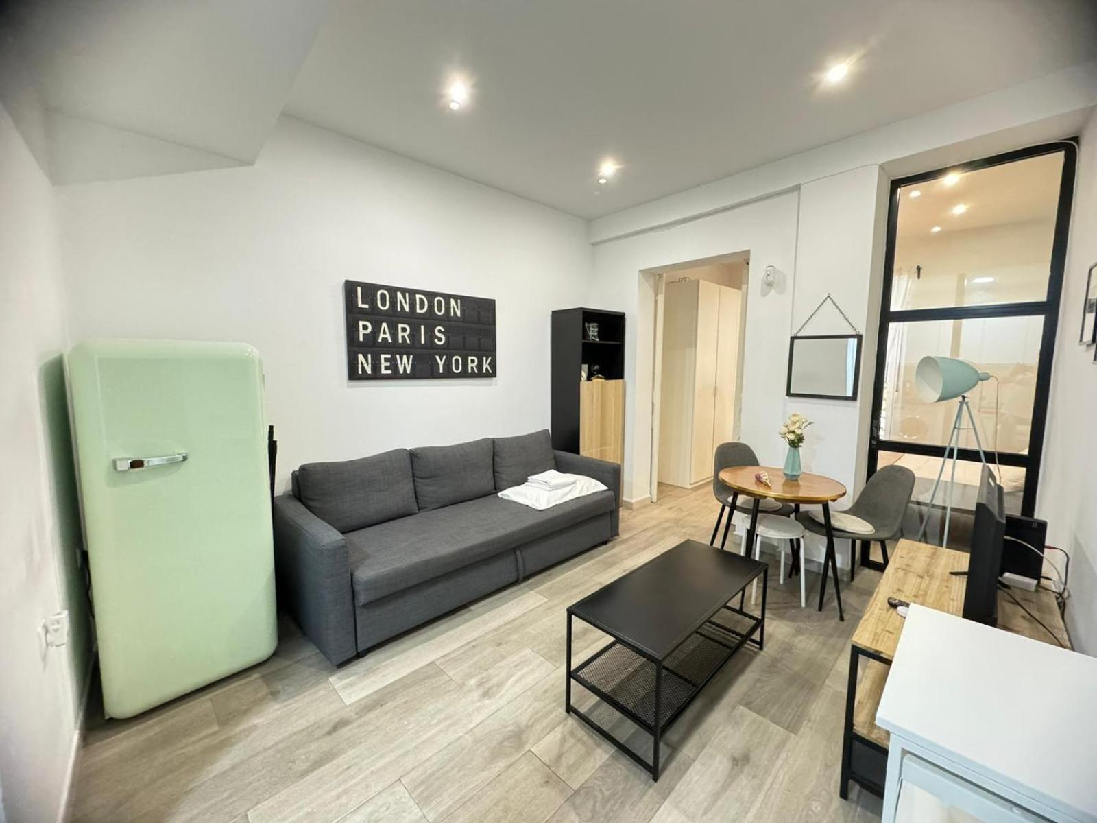 Dianthus House Lejlighed Madrid Eksteriør billede